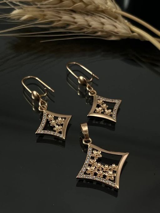 نیمست ژوپینگ کد 1535 با زنجیر، طلایی با آبکاری طلای ۱۸ عیار، شیک و چشم‌نواز