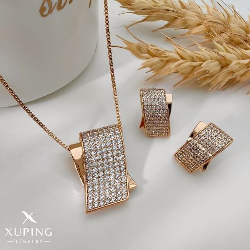 نیمست ژوپینگ کد 1489 با زنجیر ونیزی، طلایی با آبکاری طلای ۱۸ عیار، گوشواره میخی